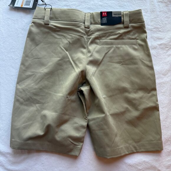 NWT Under Armour Boys Khaki Golf Shorts YSM Adjustable Waistband Lightweight - Picture 8 of 8